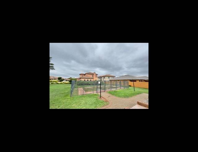 5 BEDROOM HOUSE FOR SALE IN THE ORCHARDS